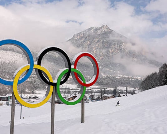 Jogos Olímpicos de Inverno começam com obras inacabadas