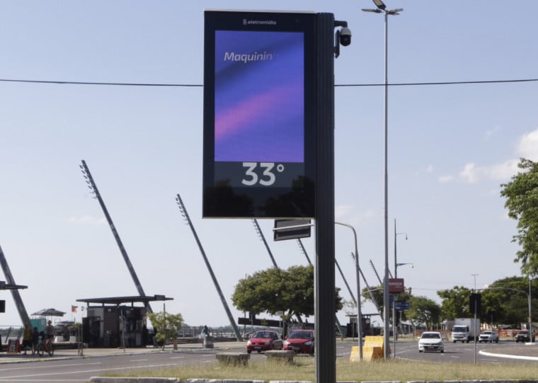 O fim de semana de outono tem temperaturas típicas de verão