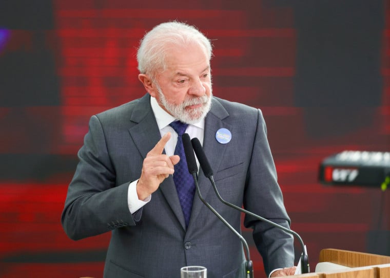 Na última reunião do Copom (Comitê de Política Monetária), em 28 de janeiro, o colegiado manteve inalterada a taxa básica de juros em 15% ao ano pela quinta reunião seguida