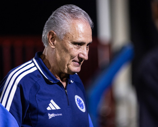 Cruzeiro sofre a virada no Mineirão e aumenta pressão sobre Tite