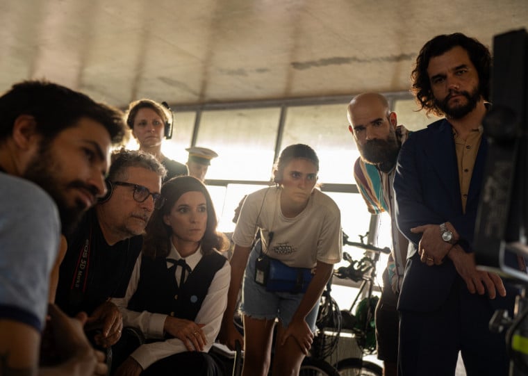 Time que representa o filme brasileiro na maior premiação de cinema do mundo comemora as quatro indicações 