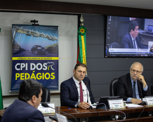 CPI dos Pedágios deve convocar Eduardo Leite para depor