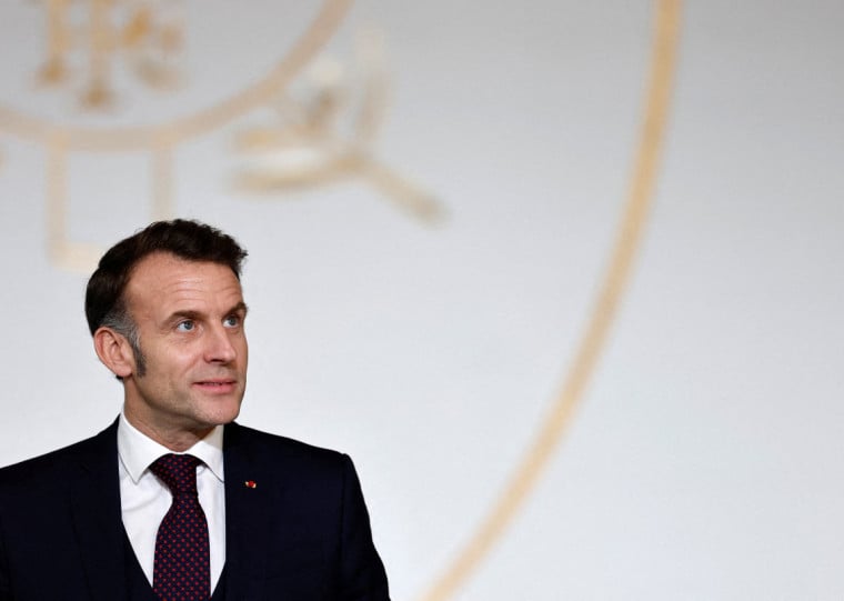 Macron disse que a Comissão Europeia assume responsabilidades ao aplicar o acordo provisoriamente sem que ele tenha sido aprovado por todos