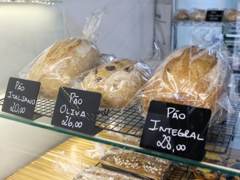Ao adentrar a padaria, j&aacute; &eacute; poss&iacute;vel sentir o aroma dos p&atilde;es caseiros<br />Foto: DANI BARCELLOS/ESPECIAL