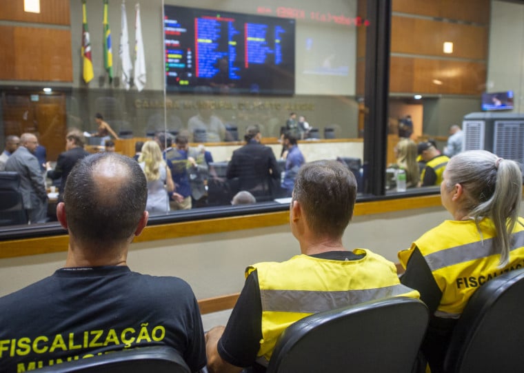 A proposta institui a carreira de agente de Fiscalização Municipal, assim como cria a Secretaria Executiva de Fiscalização (Sefis)