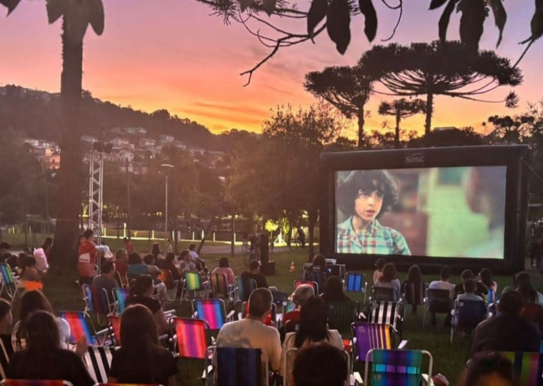 Programação contará com exibições do filme 