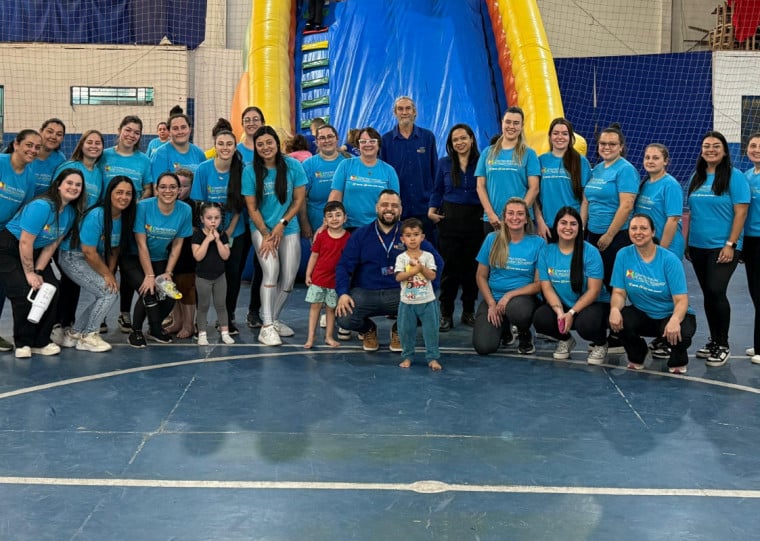 Em 2025, foram beneficiadas diretamente cerca de 200 pessoas e também algo em torno de 200 famílias por mês, servindo 624 refeições diárias