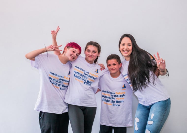 O projeto já formou mais de 800 estudantes desde 2021, com aulas realizadas na modalidade online, com 94% deles no mercado de trabalho