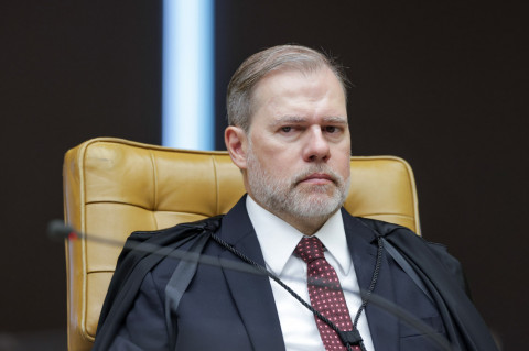 PF suspeita que Toffoli tinha dinheiro de Vorcaro em paraíso fiscal