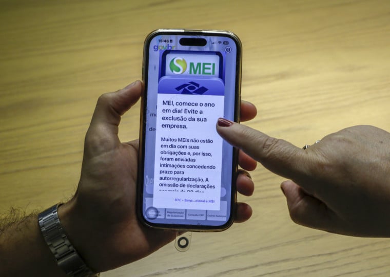 Cabe ao profissional de contabilidade organizar a chamada 