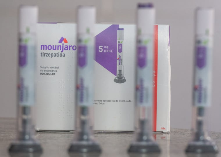 Na pr&aacute;tica, o novo formato oferece maior praticidade por ser poss&iacute;vel usar a mesma caneta algumas vezes antes de descart&aacute;-la