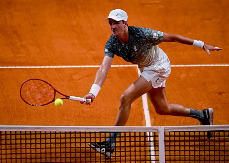 Fonseca foi derrotado por 2 sets a 1