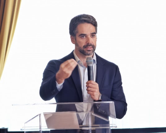 Legado de Bolsonaro foi trazer Lula de volta, diz Eduardo Leite em SP