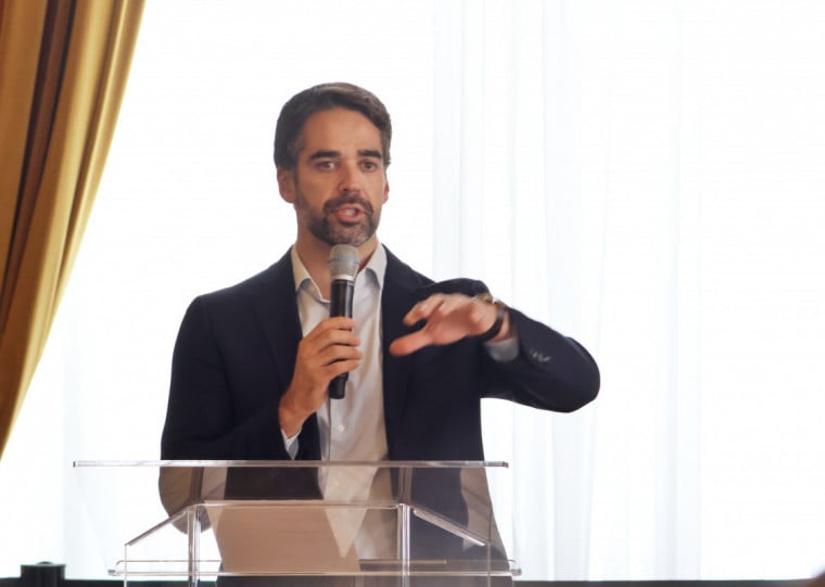 Eduardo Leite afirmou que só deixará o mandato de governador para disputar a Presidência da República