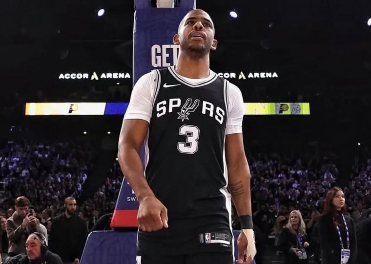 Jogador é o segundo atleta com mais assistências e roubos de bola na história