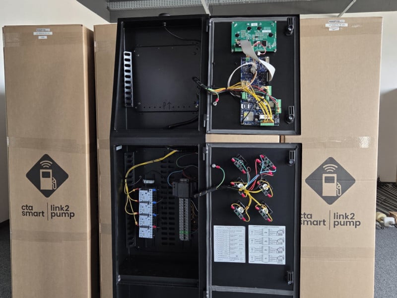 O aparelho da CTA Smart &eacute; pensado para ser resistente, leve e &eacute; instalado em menos de tr&ecirc;s horas<br />Foto: Dener Pedro/Especial/JC