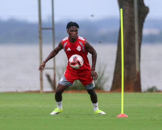 Inter tem retorno no meio-campo para confronto de volta contra o Ypiranga