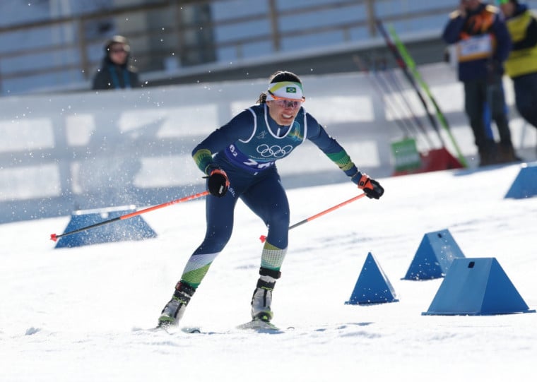 Bruna Moura na prova dos Jogos Olímpicos de Inverno Milão-Cortina 2026