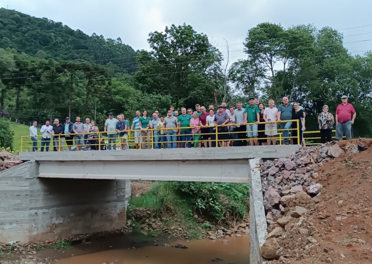 Estrutura reconecta famílias do distrito de Arroio Grande, impactadas pela enchente