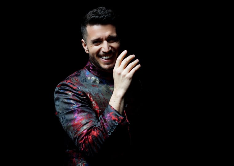 
Teatro Oficina Olga Reverbel recebe recital em homenagem aos 90 anos de Luciano Pavarotti com tenor italiano premiado internacionalmente