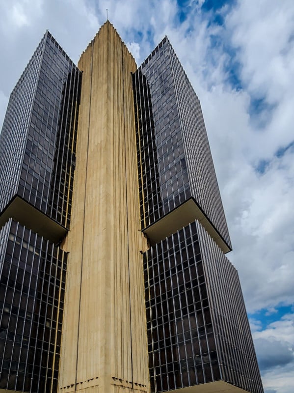 Copom reduz taxa Selic em 0,25 pp, de 15% para 14,75% ao ano