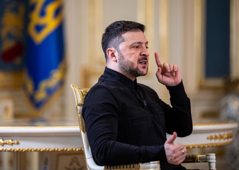 Volodymyr Zelensky disse que novos drones produzidos pela Ucrânia serão capazes de atingir uma distância cada vez maior dentro de território da Rússia
