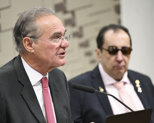 Renan Calheiros: Vorcaro fará depoimento presencial à CAE na próxima terça, 3