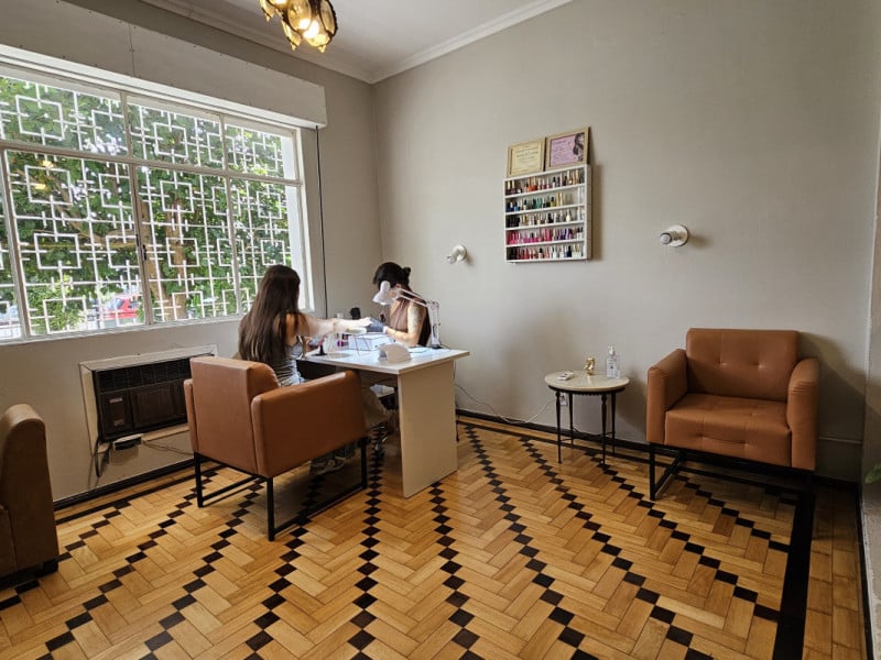 Recentemente o Nalu Care abriu uma sala espec&iacute;fica para o servi&ccedil;o de nail design<br />Foto: NATHAN LEMOS/JC