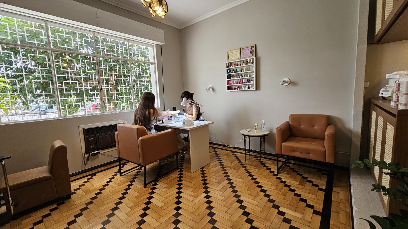 Recentemente o Nalu Care abriu uma sala espec&iacute;fica para o servi&ccedil;o de nail design | NATHAN LEMOS/JC