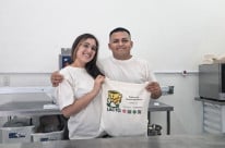 A argentina Abigail e o peruano Bruno comandam a padaria Lacto