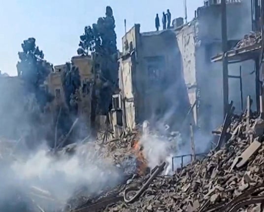 Impactos na economia brasileira dependem da duração do conflito no Irã e da cotação do petróleo, dizem especialistas