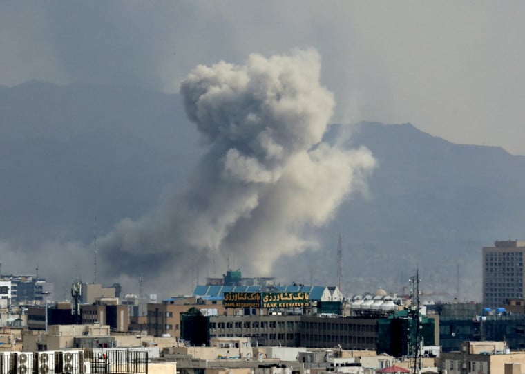 Operação militar teve início no sábado e resultou na morte do líder supremo iraniano