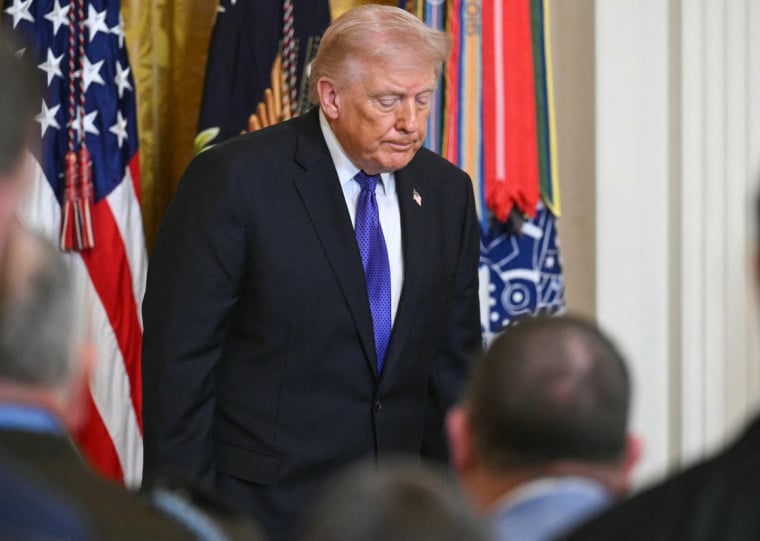 Marinha do país escoltará os navios tanques pelo Estreito de Ormuz, segundo comentários registrados na plataforma Truth Social nesta terça-feira (3)