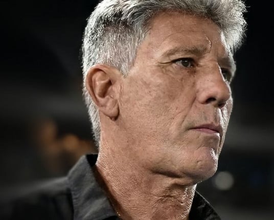 Renato Portaluppi vê Brasileirão como prioridade no Vasco e diz: 'Venho com muito tesão'