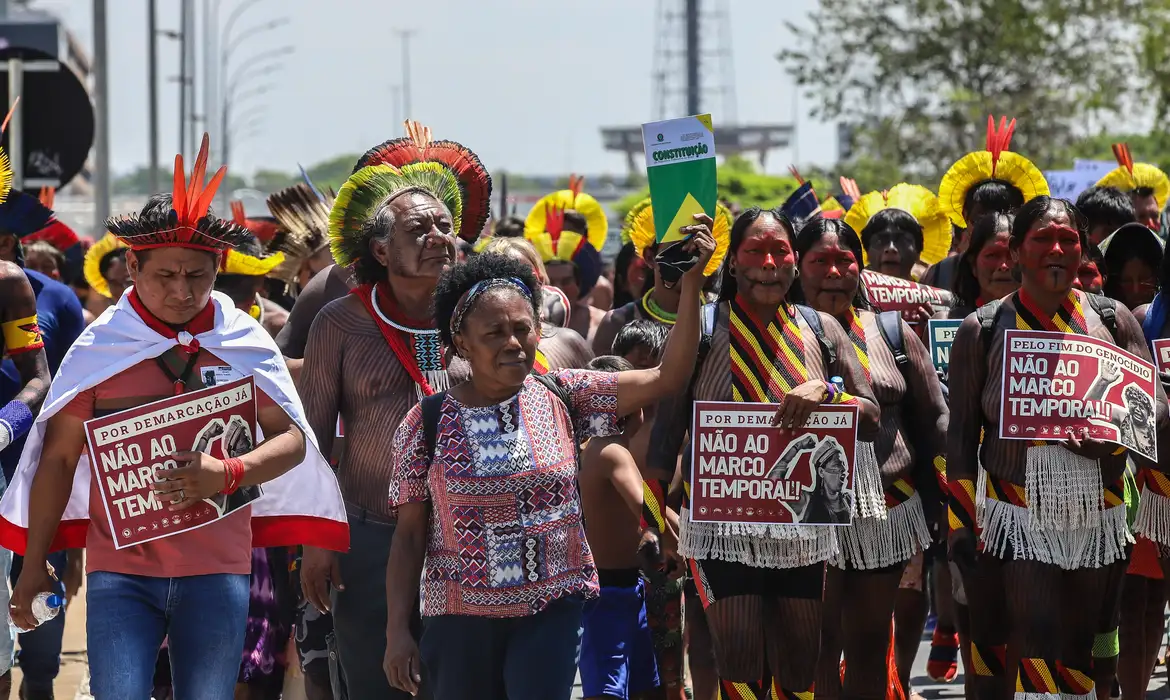 Também chamada de Pacote da Destruição, a agenda inclui quase 50 projetos de lei (PLs) e propostas de emenda à Constituição (PECs)