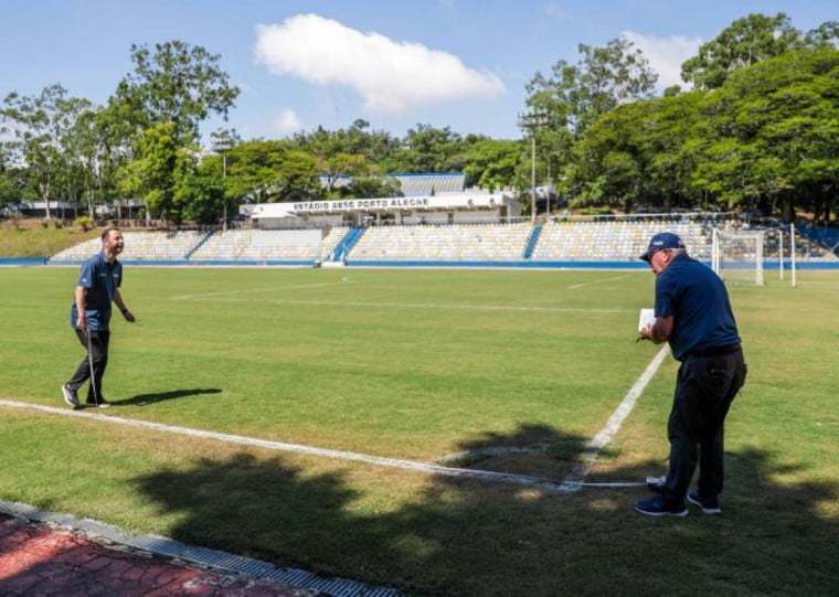 Objetivo foi avaliar a estrutura oferecida e verificar se os espaços atendem aos padrões técnicos exigidos
