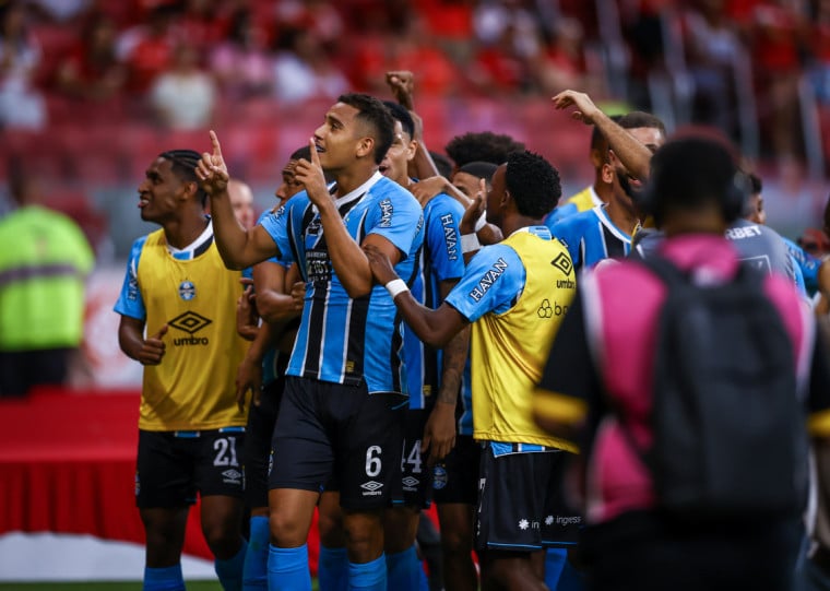 Gustavo Martins foi o autor do gol gremista Gustavo Martins foi o autor do gol gremista