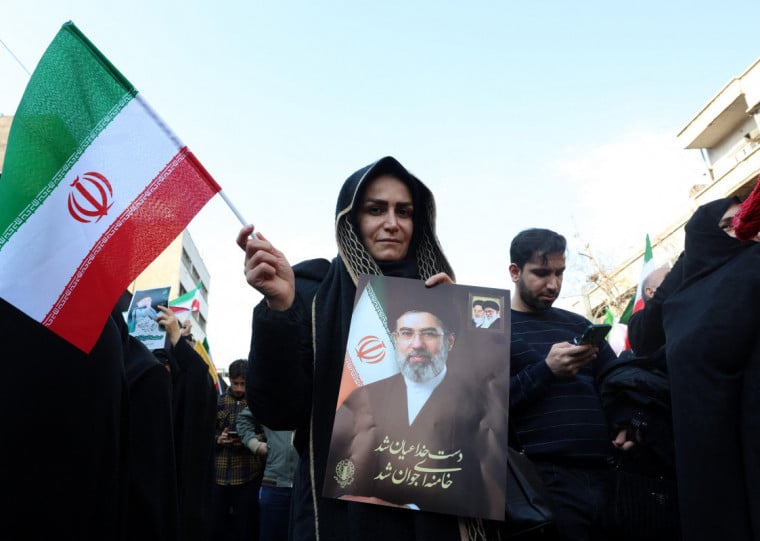 Mojtaba é o segundo filho mais velho de Ali Khamenei, clérigo de alto escalão dentro do islamismo xiita