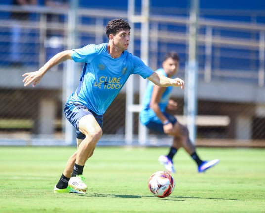 Grêmio pode perder seu capitão para confronto com o Bragantino