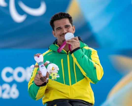 Brasil conquista sua primeira medalha nas Paralimpíadas de Inverno