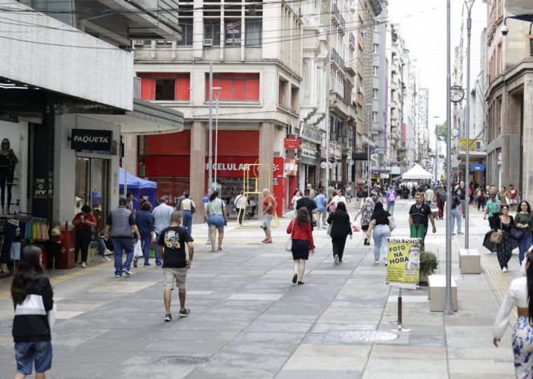 Insuficiência de renda familiar afeta grande parte da população