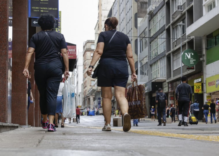 Movimento nos dias de semana é o mais acentuado e gera mais vendas, apontam comerciantes
