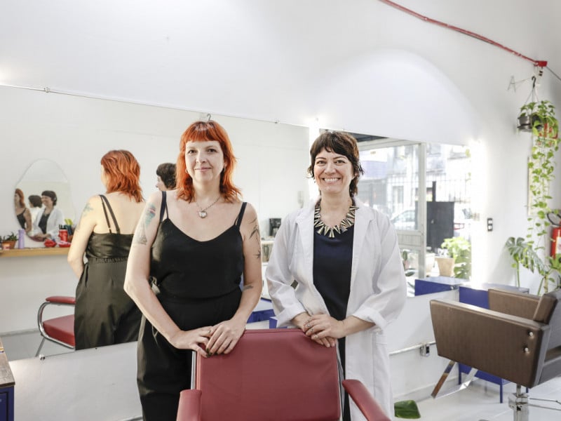 Um dos diferenciais do sal&atilde;o &eacute; a presen&ccedil;a de servi&ccedil;os especializados voltados &agrave; sa&uacute;de do couro cabeludo e dos fios<br />Foto: T&Acirc;NIA MEINERZ/JC