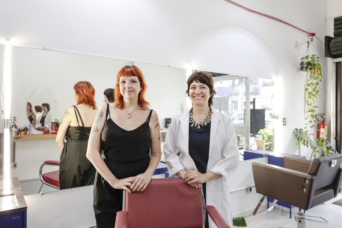 Um dos diferenciais do sal&atilde;o &eacute; a presen&ccedil;a de servi&ccedil;os especializados voltados &agrave; sa&uacute;de do couro cabeludo e dos fios | T&Acirc;NIA MEINERZ/JC