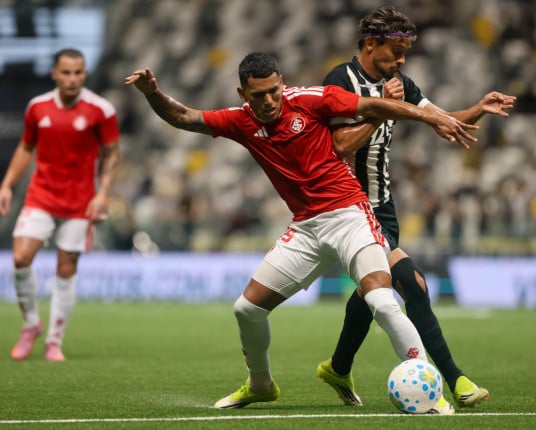 Em noite mágica de Everson, Inter perde para o Galo fora de casa e se mantém no Z-4
