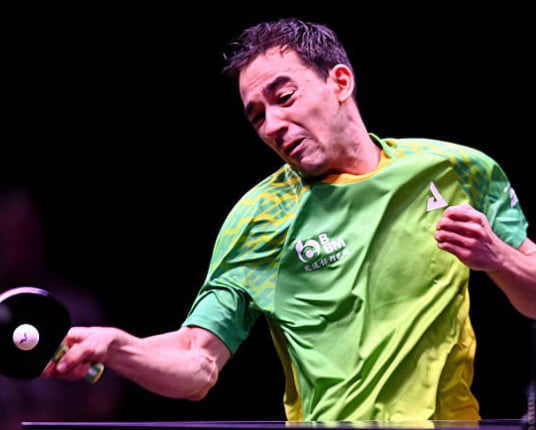 Calderano se vinga de chinês que o derrubou no ranking há uma semana na estreia do WTT na China