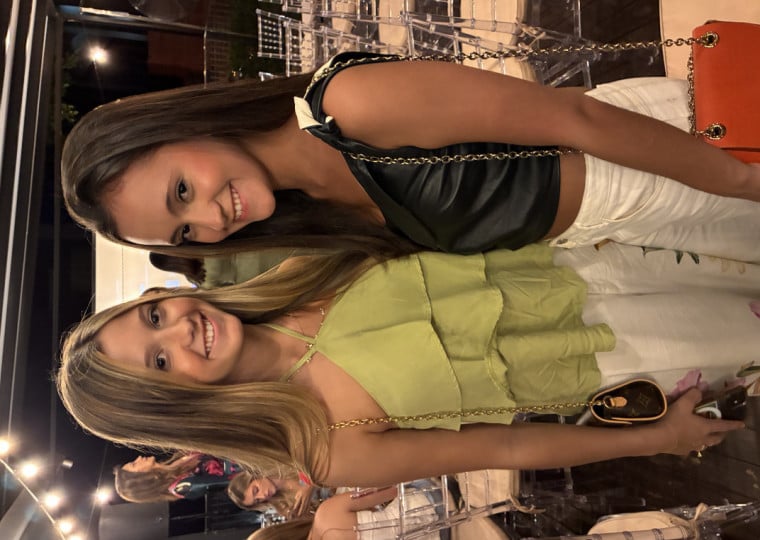  Rafaela Lopes e Helena Dresch 