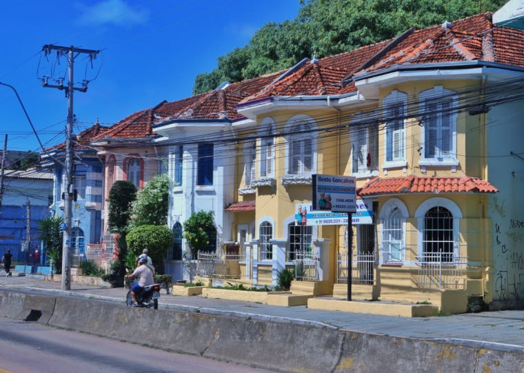 casarões da avenida Bento Gonçalves