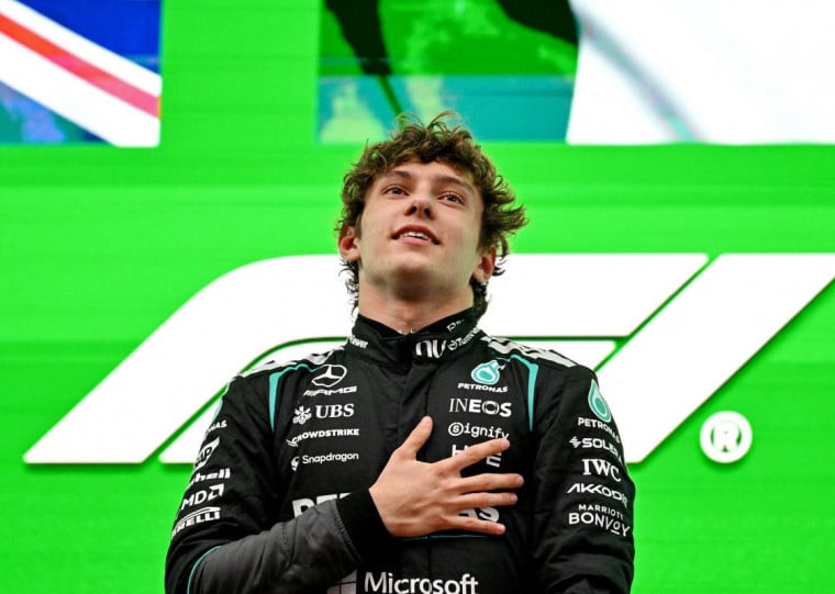 Italiano quebrou jejum de 20 anos sem pilotos do país no topo do pódio