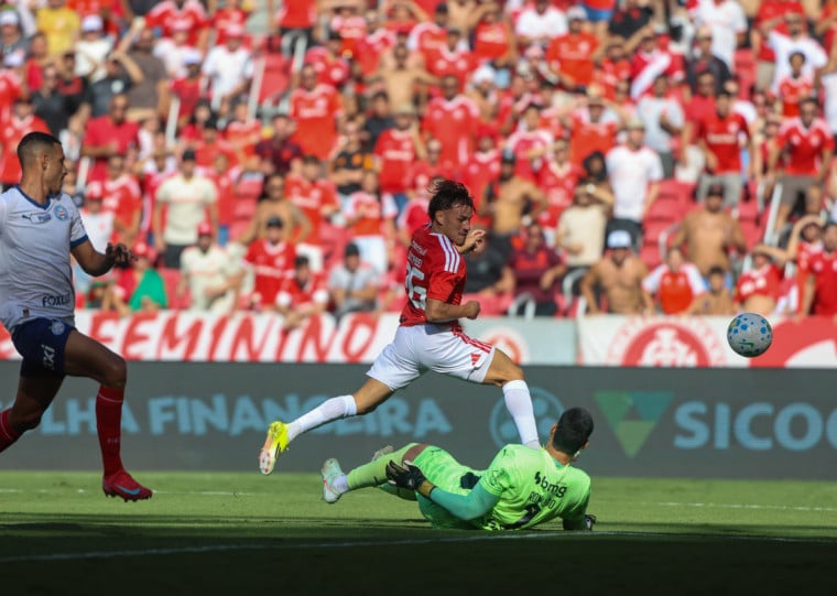 Mesmo dominado as ações ofensivas, Alvirrubro não conseguiu superar os adversários